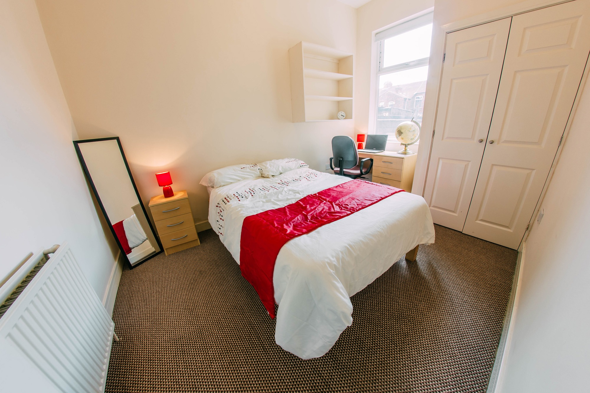 Student Hull Student Lets Hull